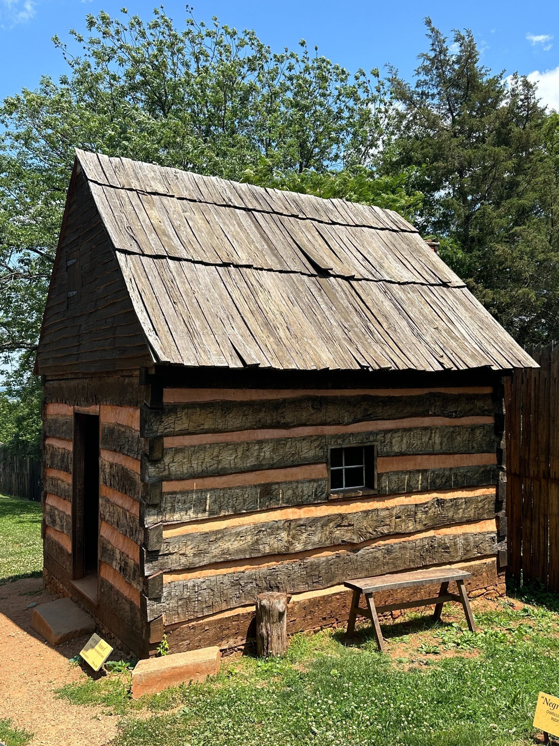 Log Cabin living in the early 1800s